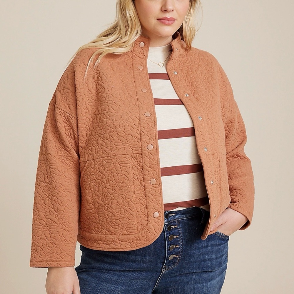 MAURICES Plus Size Floral Quilted Bomber Jacket NWT 4X